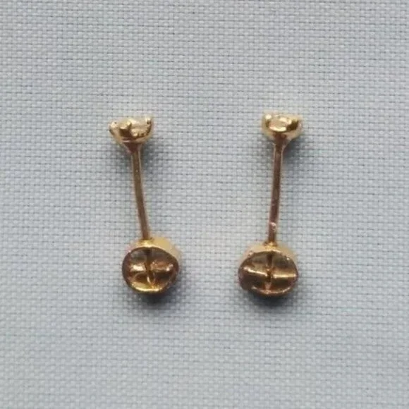 Peruvian children's earrings in solid 18k yellow gold and natural stone
